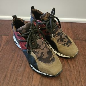 Steve Madden Cliff Sneakers